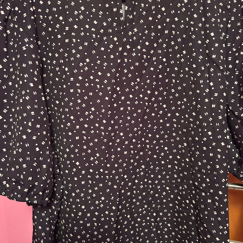 SHEIN Black and White Patterned Blouse
